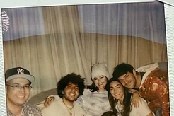 Селена Гомес и Бенни Бланко не скрывают своих чувств