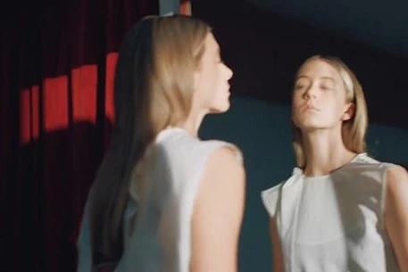 Дочь Николь Кидман, Сандэй Роуз, стремительно покоряет мир моды в свои 16 лет