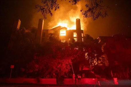 Ева Лонгория со слезами на глазах обратилась к подписчикам