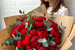 Букет на 14 февраля от AzaliaNow – как выбрать цветы, которые расскажут о любви?