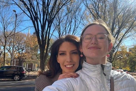 Вайолет Аффлек дистанцировалась от Дженнифер Лопес