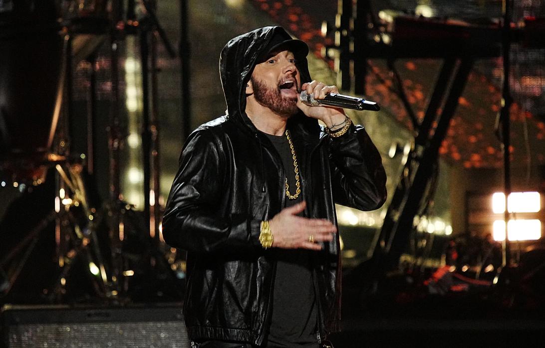 Eminem: культовый рэпер, автор хитов и один из самых влиятельных артистов в истории хип-хопа.