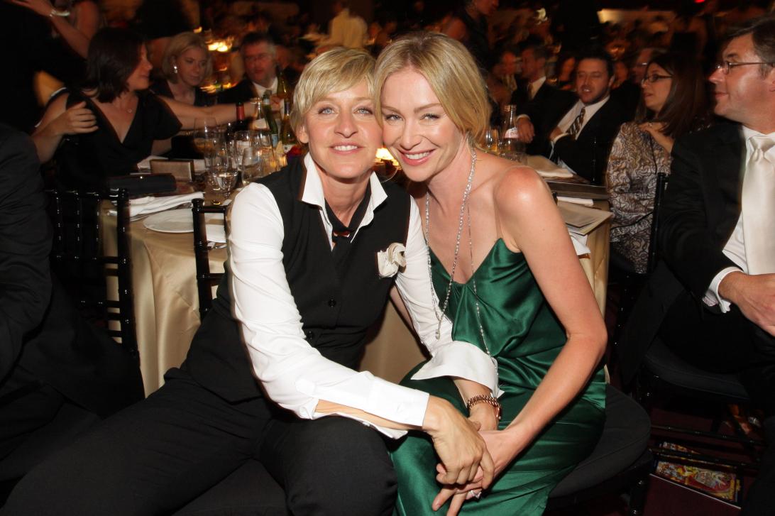 Эллен Дедженерес распродает свою недвижимость