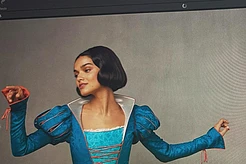 Рэйчел Зеглер подогрела слухи о вражде с Галь Гадот, не упомянув последнюю в трогательном посте о «Белоснежке»