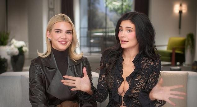 Шикарная Кендалл Дженнер прогулялась по Вандомской площади