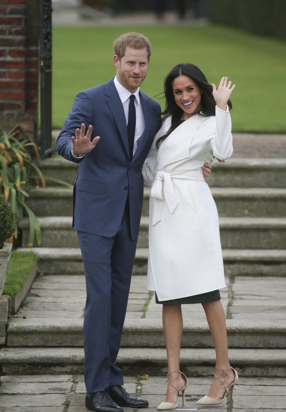 Вот улучшенный перевод текста "Prince Harry and Meghan Markle":</p>
<p>**Принц Гарри и Меган Маркл: их история любви, полная взлетов и падений.**