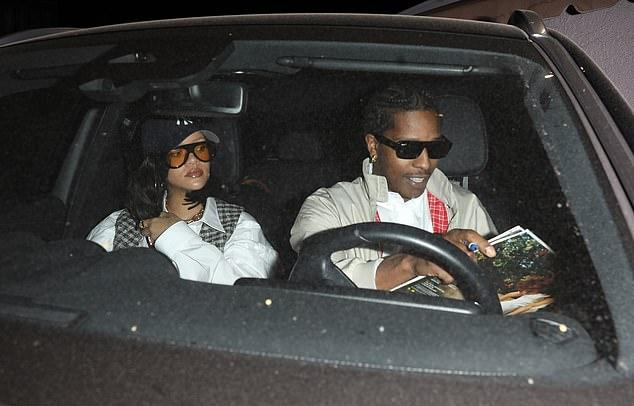 Безупречный стиль Рианны