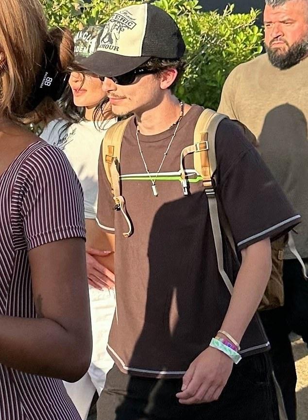 На фоне слухов Кайли и Тимоти вместе появились на Coachella, демонстрируя единство.