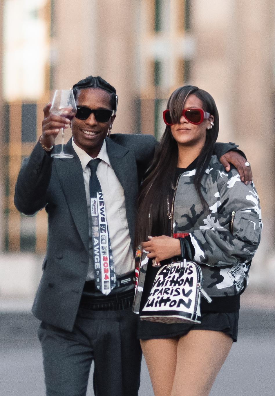 Рианна и A$AP Rocky: звездная пара, покорившая мир музыки и моды.