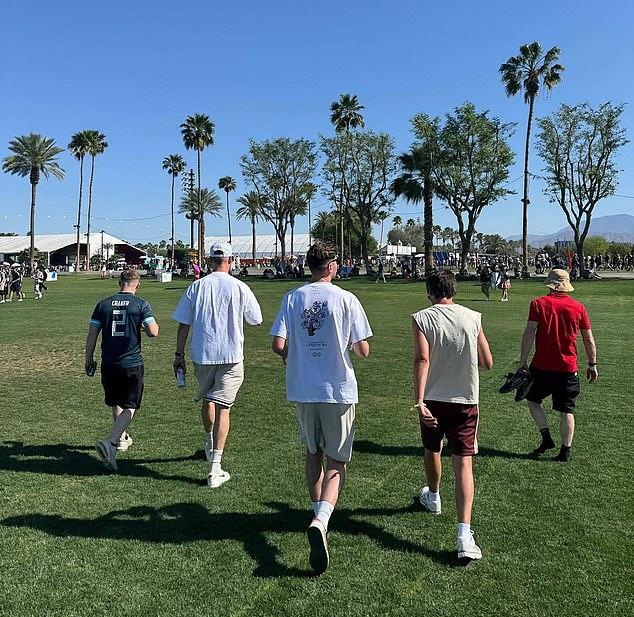 Луи Томлинсон наслаждается отдыхом на фестивале Coachella
