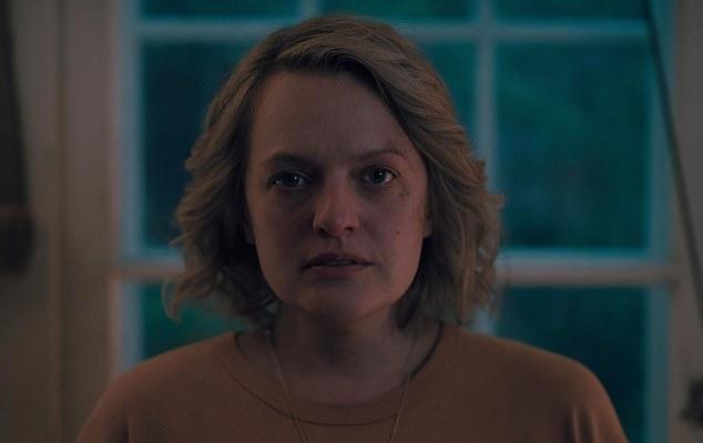 Шестой и финальный сезон "Рассказа служанки" выйдет на Hulu 8 апреля.