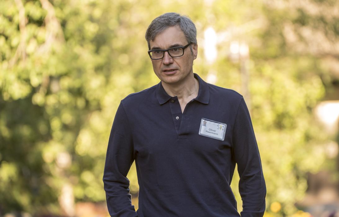 Риз Уизерспун, возможно, съезжается со своим бойфрендом