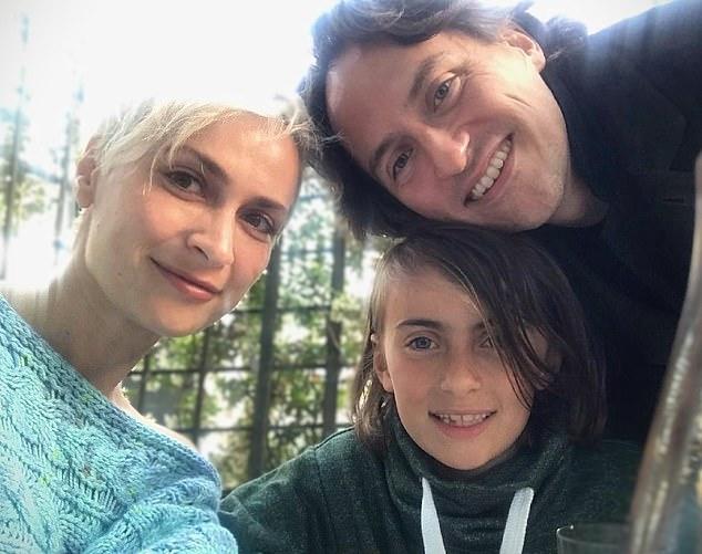 После снятия обвинений с Болдуина муж Галины Хатчинс, Мэттью Хатчинс, заявил о намерении привлечь его к ответственности за его действия.