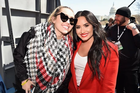 Деми Ловато вышла замуж