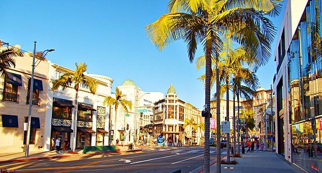 Бруклин Бекхэм купил особняк в Лос-Анджелесе, обостряя разлад с родителями