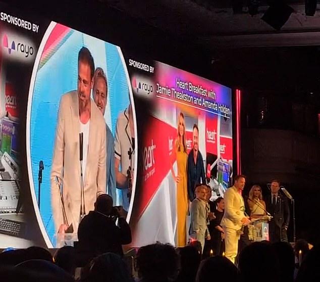 Откровенное признание Джейми Тикстона на церемонии вручения премии TRIC Awards