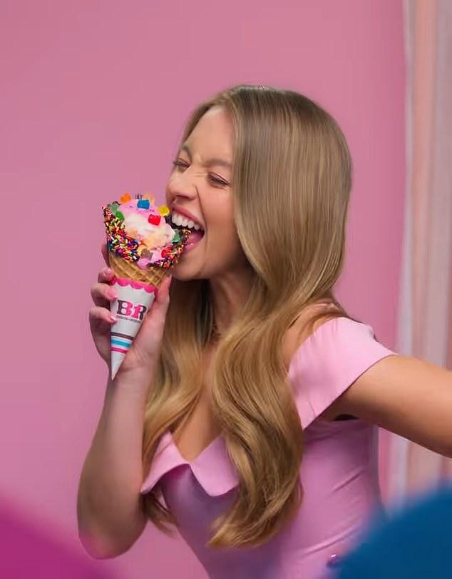 Baskin-Robbins представил временное меню Сидни Суини. Главный десерт: рожок с шербетом, посыпкой и мишками Гамми.