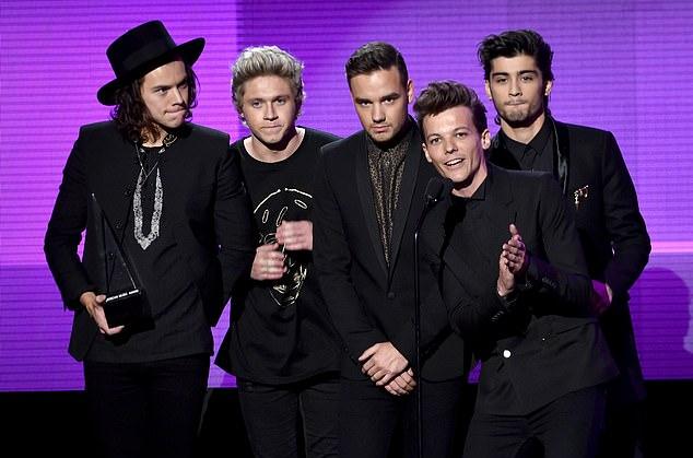 С 2010 по 2015 год Малик активно участвовал в бой-бэнде One Direction вместе с другими участниками. Фото 2014 года.