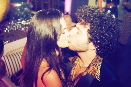 Селена Гомес рассказала, какой необычный десерт она хочет подать на своей предстоящей свадьбе с Бенни Бланко