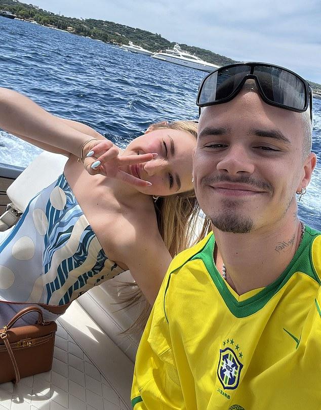 Ромео и Харпер первыми из Бекхэмов замечены в Сен-Тропе в четверг, спустя 48 часов после встречи Бруклина с крестным Элтоном.