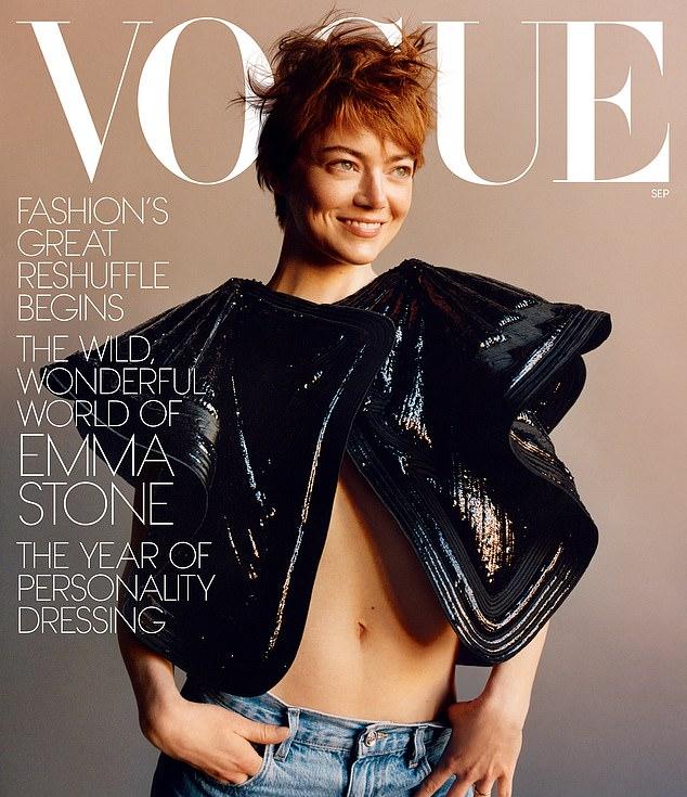Эмма вспоминала в Vogue: «Она храбра, я лишь побрила голову». Мама завистливо: «Как завидую! Хочу снова побриться!»