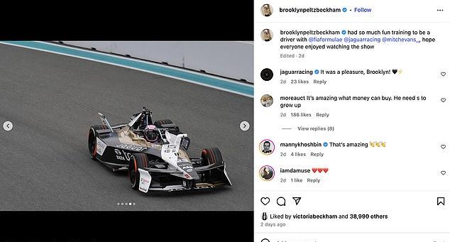 Однако после пренебрежения дизайнер отказался от фотосъемки повторной церемонии бракосочетания.