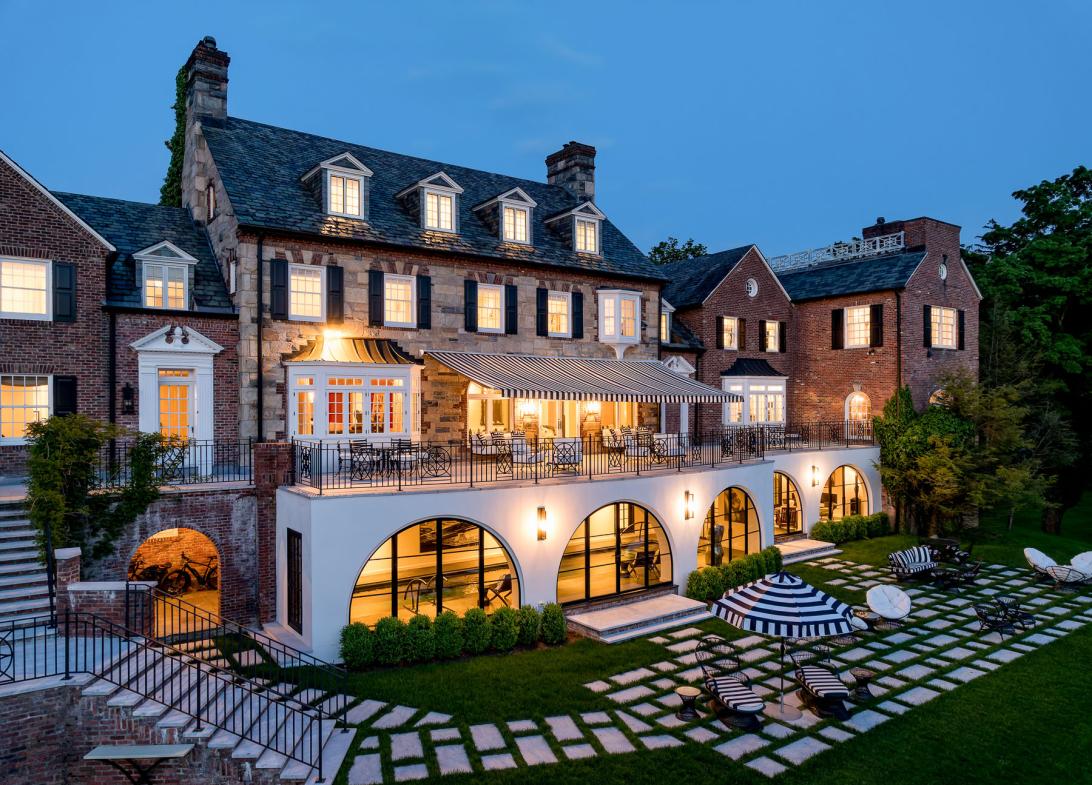 Кэтрин Зета-Джонс не считает владение четырьмя домами «чрезмерным»