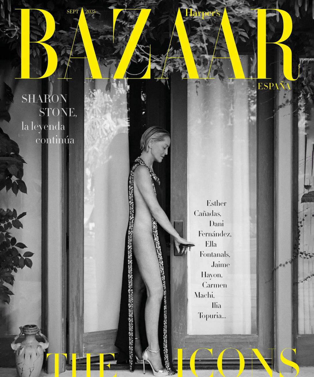 Шэрон Стоун украсила обложку Harper's Bazaar.