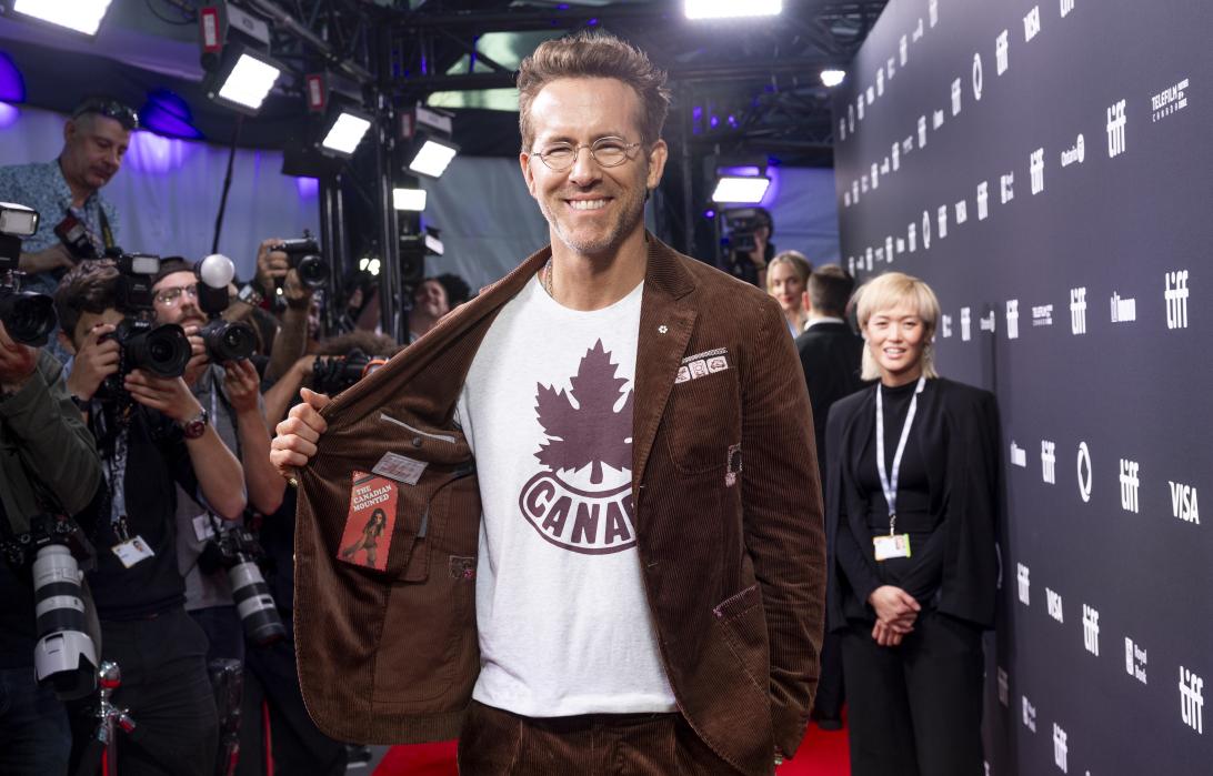 Райана Рейнольдса обвинили в «грубости» и «высокомерии» после общения с юным репортером на кинофестивале в Торонто