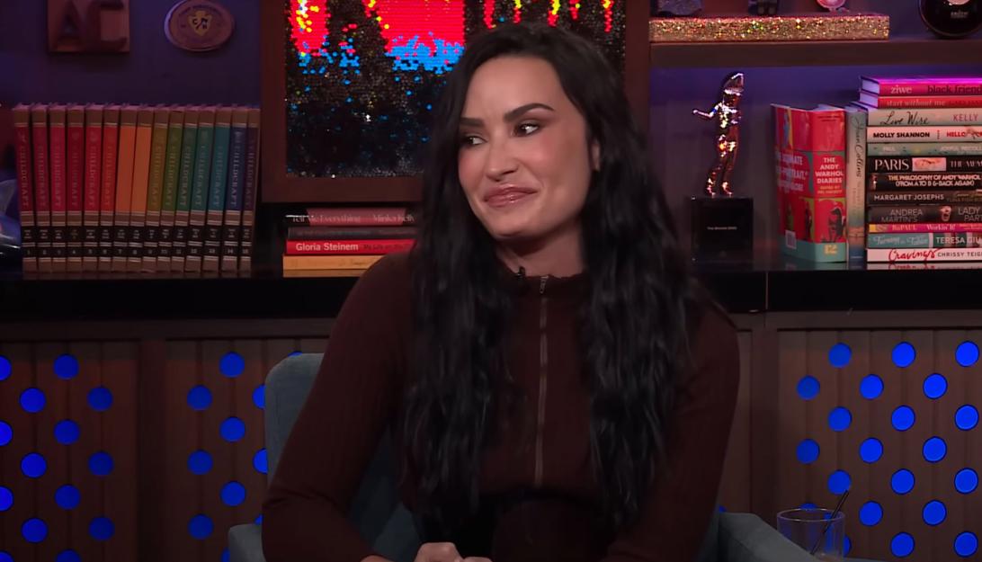 Деми Ловато на WWHL во вторник.