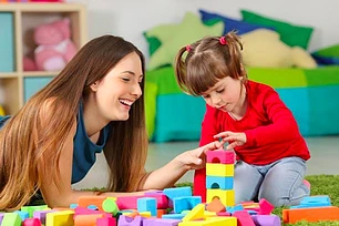 По каким критериям выбирать себе няню в Москве?