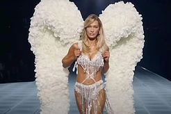 Белла Хадид на показе Victoria’s Secret Fashion Show 2025: это было тяжело