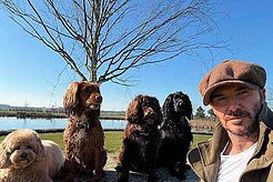 Дэвид Бекхэм признался, что вдохновился загородным образом жизни, увидев, как «современный первобытный человек» Гай Ричи любит природу