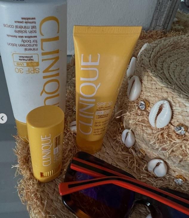 Она подчеркнула важность растяжки и солнцезащиты, поделившись фото SPF-средств, соломенной шляпы и очков.