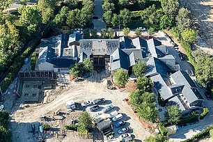 Ким Кардашьян демонтировала баскетбольную площадку Канье Уэста