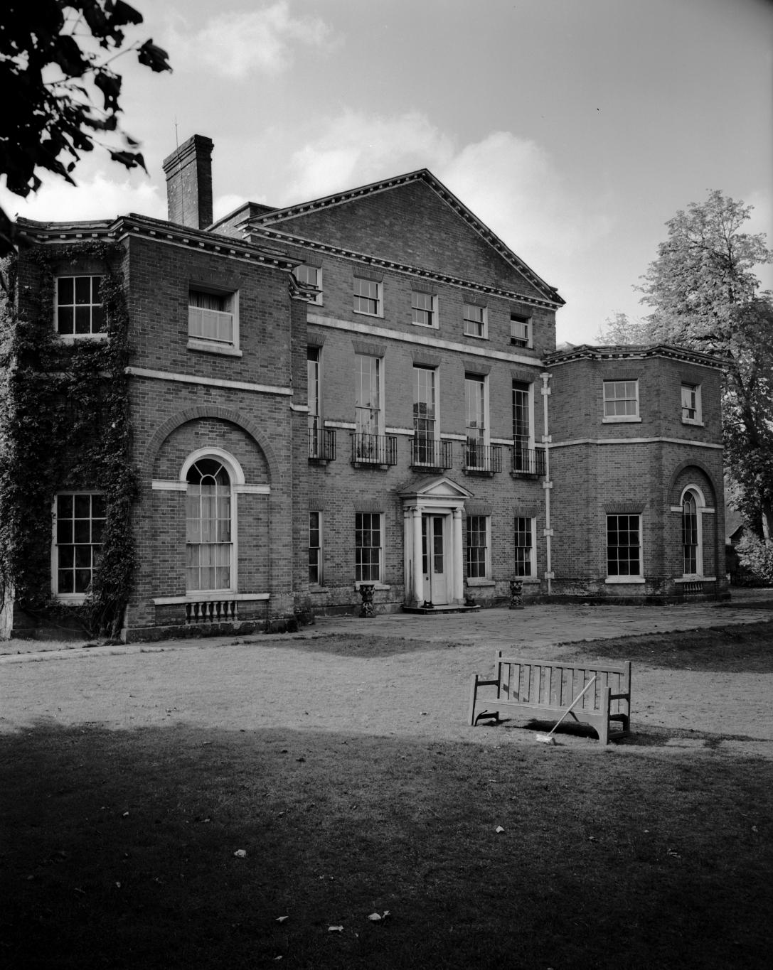 Королевская Ложа: величественная резиденция на территории Виндзорского замка.