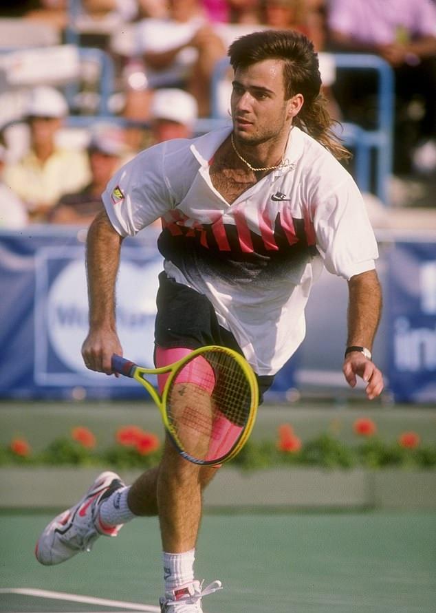 Он признался: проблема с париком в финале Ролан Гаррос 1990 года отвлекла его, стоив титула Большого шлема.