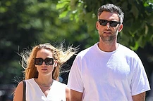 Дженнифер Лоуренс не против пластической хирургии