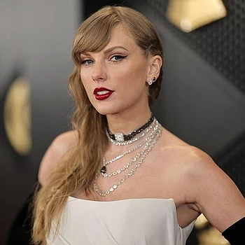 Тейлор Свифт наняла эксперта, чтобы справиться с давней неуверенностью в себе