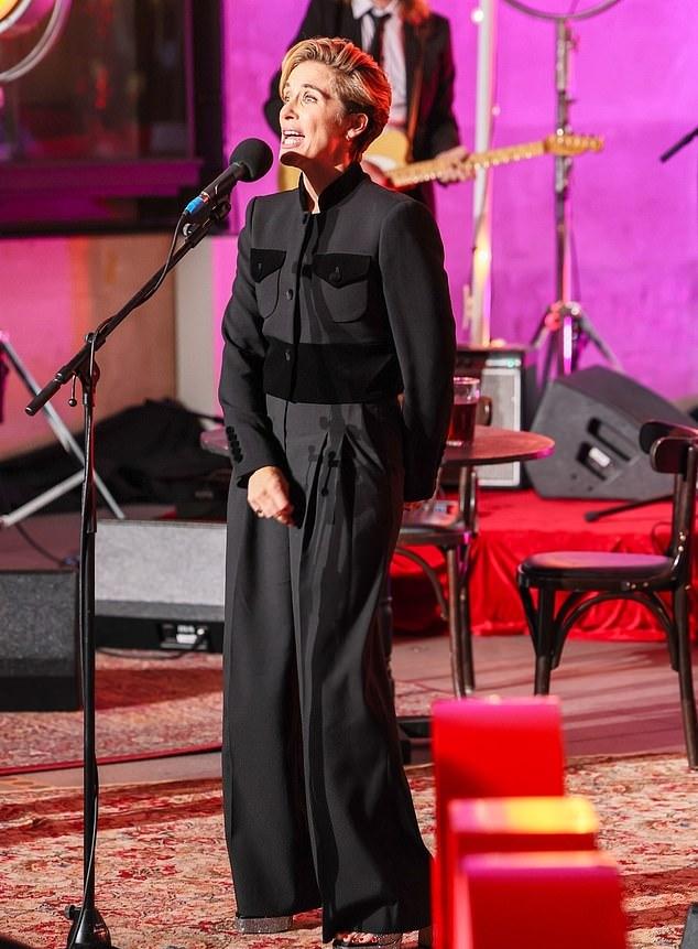 Вики МакКлюр рассказала о трогательных встречах на своих "дневных рейвах" с онковыздоровевшими, опекунами и скорбящими.