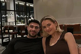 Молли-Мэй Хейг выглядела не иначе как сенсационно в чёрном купальнике во вторник, показав поклонникам свой роскошный отдых в Дубае