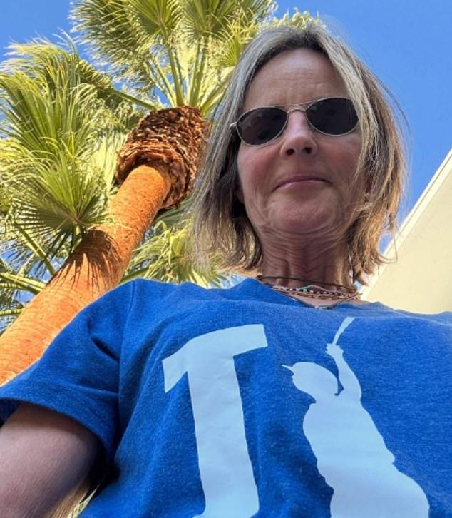 В среду житель Лос-Анджелеса выложил в Instagram редкое селфи с игры «Доджерс».