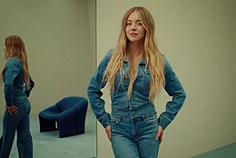 Шэрон Стоун поддержала Сидни Суини после скандальной рекламы American Eagle с ее участием