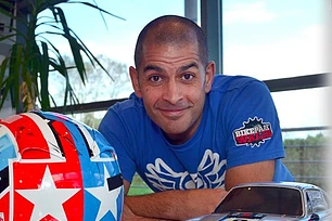 Маленькие гиганты: История радиоуправляемых машинок и их звездные поклонники