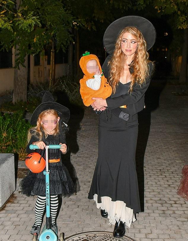 В мае актриса объявила, что наконец создала семью, о которой мечтала долгие годы.