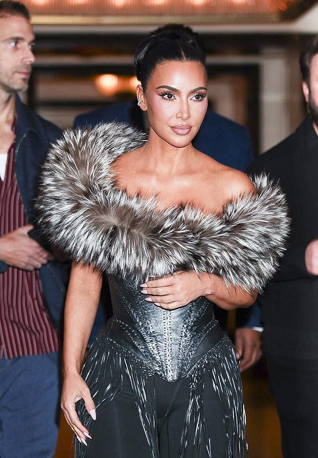 Сара Полсон призналась в неожиданном инциденте с Ким Кардашьян на съемках предстоящей юридической драмы «Все честно»