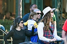 Куртни Кардашьян и Трэвис Баркер отмечают день рождения сына