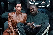 Ким Кардашьян вернулась к старому тренду