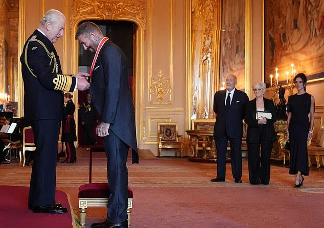 Сэр Дэвид Бекхэм наконец получил единственную медаль, что, как известно, ускользала от него всю его 21-летнюю титулованную карьеру.