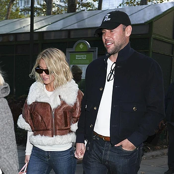 Сидни Суини и Скутер Браун нежно держались за руки всего через несколько дней после её напряжённой встречи с бывшим женихом Джонатаном Давино